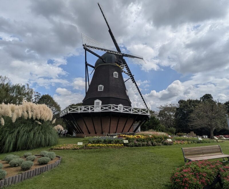船橋アンデルセン公園　メルヘンの丘　風車