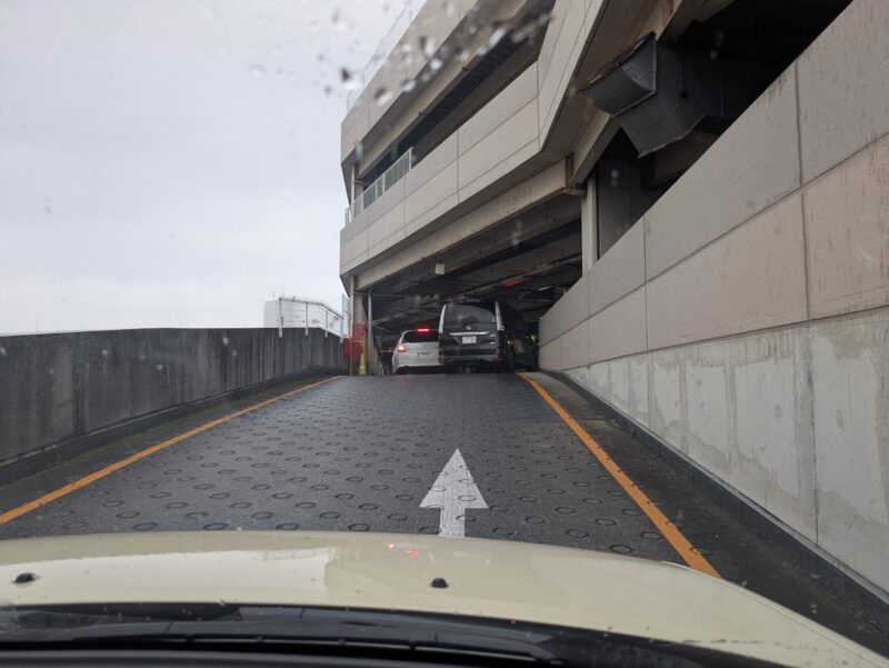 津田沼イオン駐車場