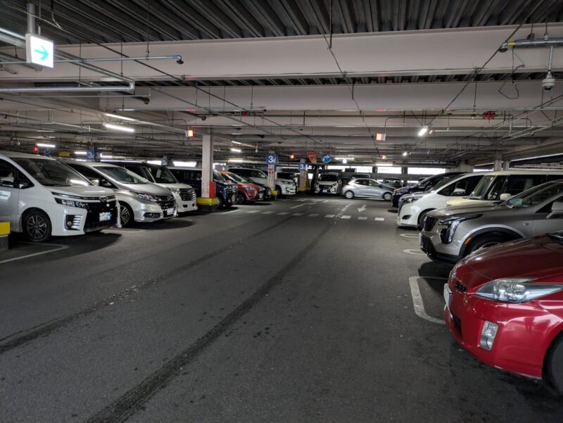 津田沼イオン駐車場