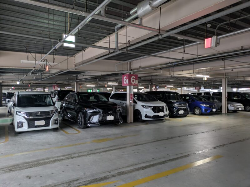 津田沼イオン駐車場